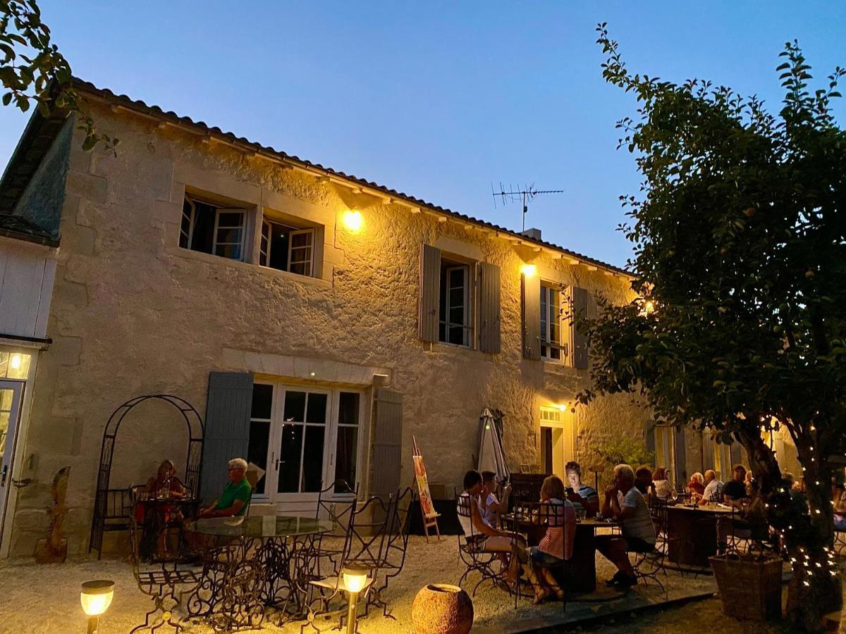 Le Relais D'Aulnay Bed & Breakfast Aulnay  Exterior photo
